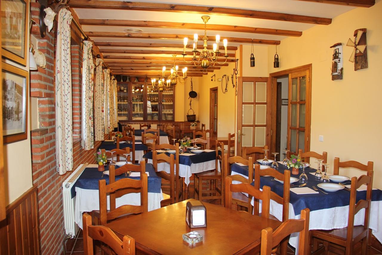 Mirador De Enterrias Hotel Ngoại thất bức ảnh